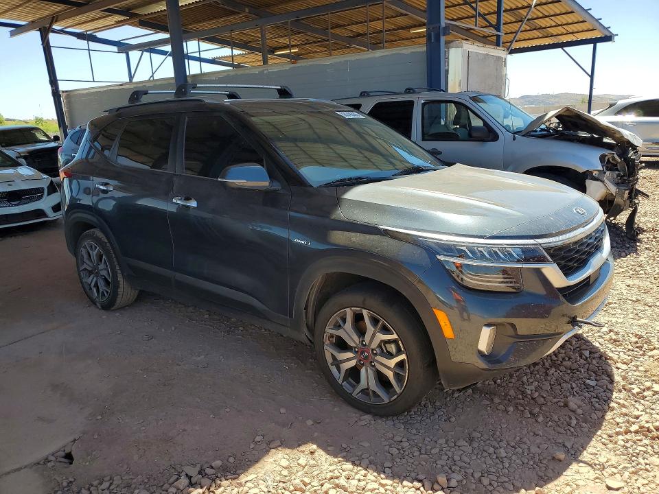 58246086 :رقم المزاد ، KNDETCA23M7142306 vin ، 2021 Kia Seltos مزاد بيع