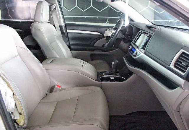 Продажа на аукционе авто 2018 Toyota Highlander, vin: 5TDJZRFH4JS883515, номер лота: 56362356