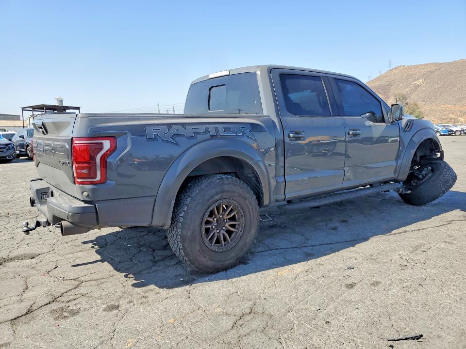 55352316 :رقم المزاد ، 1FTFW1RG5JFA18846 vin ، 2018 Ford F150 مزاد بيع