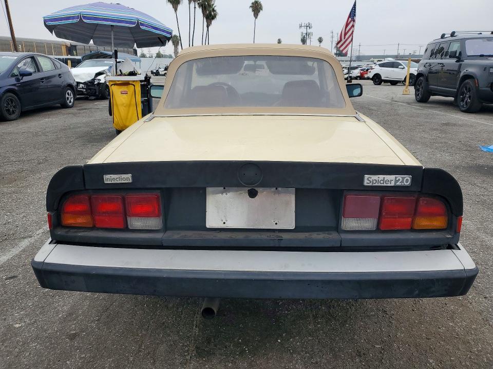 1984 Alfa Romeo Veloce მანქანა იყიდება აუქციონზე, vin: ZARBA5413E1020465, აუქციონის ნომერი: 55791036