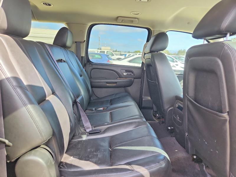 Продажа на аукционе авто 2013 Chevrolet Suburban, vin: 1GNSKJE79DR132648, номер лота: 58046176