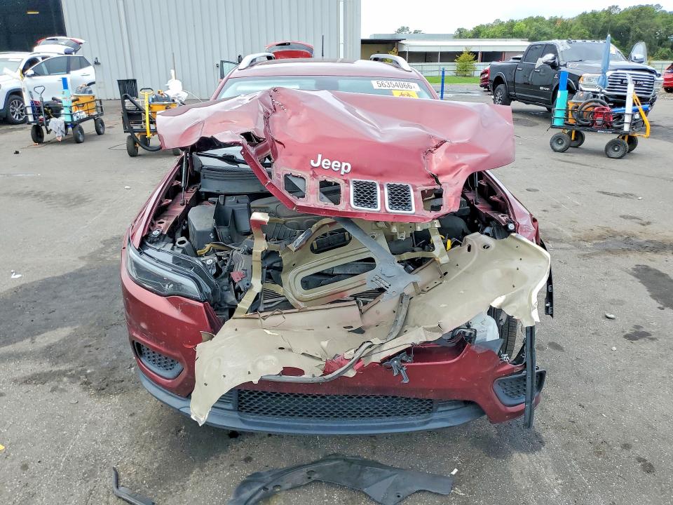 56354066 :رقم المزاد ، 1C4PJLCB5LD568560 vin ، 2020 Jeep Cherokee مزاد بيع