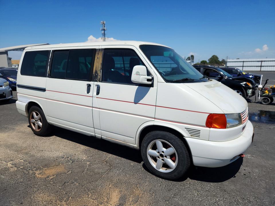 57187786 :رقم المزاد ، WV2KB47082H066379 vin ، 2002 Volkswagen Eurovan مزاد بيع