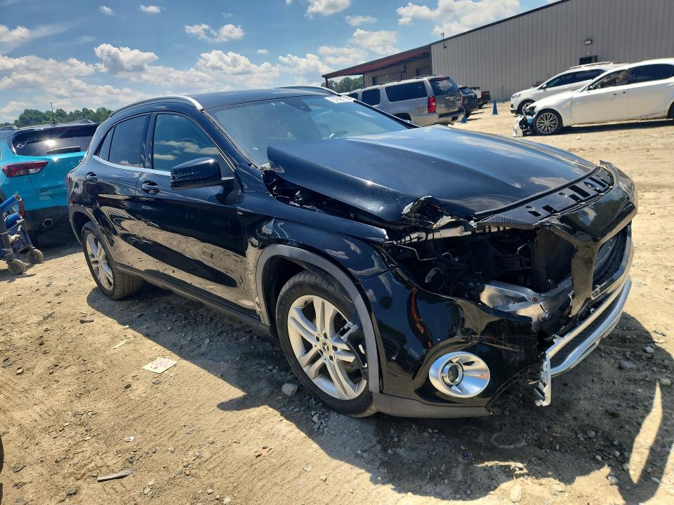 57568136 :رقم المزاد ، WDCTG4EB9JJ491376 vin ، 2018 Mercedes-benz Gla مزاد بيع
