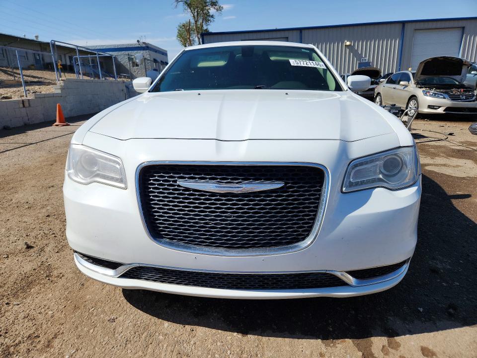 Продаж на аукціоні авто 2016 Chrysler 300, vin: 2C3CCAAG1GH252386, номер лоту: 57721146