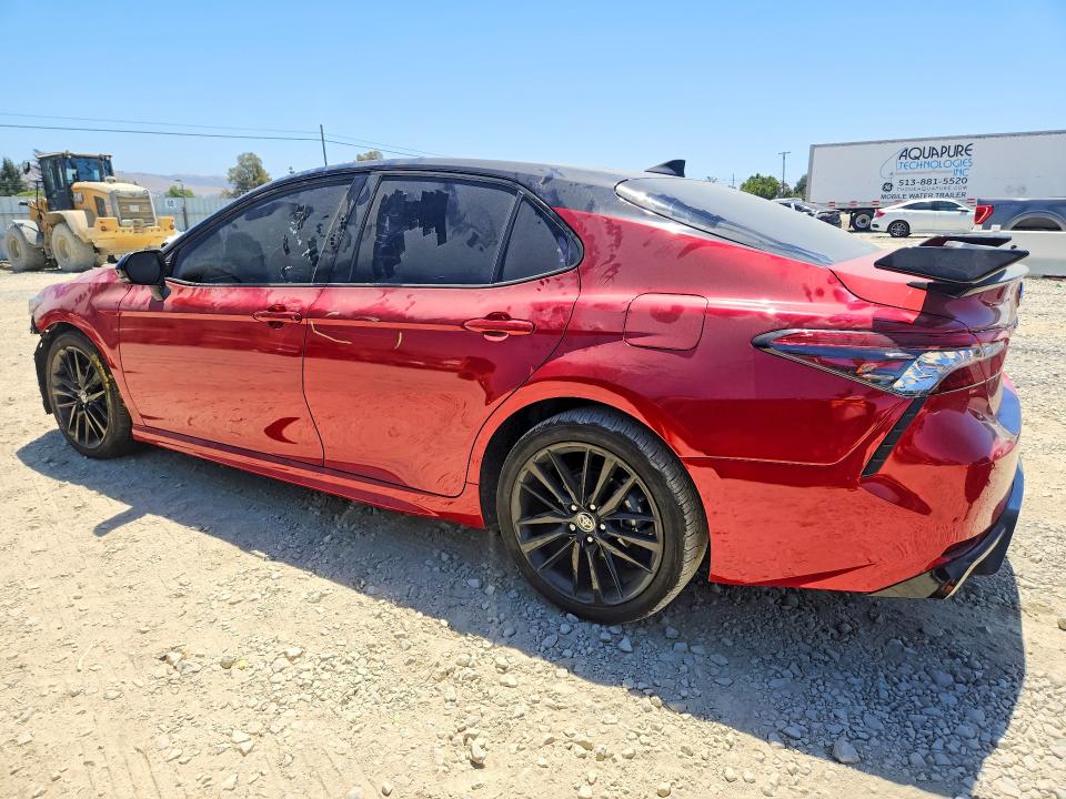 59357856 :رقم المزاد ، 4T1K31AK5MU029963 vin ، 2021 Toyota Camry مزاد بيع