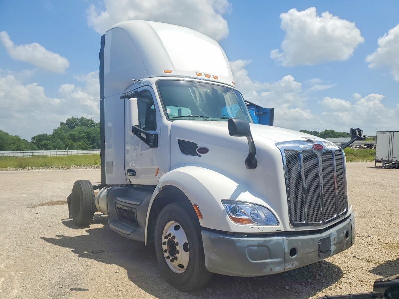 Продажа на аукционе авто 2017 Peterbilt 579, vin: 1XPBA48X6HD409511, номер лота: 53844826