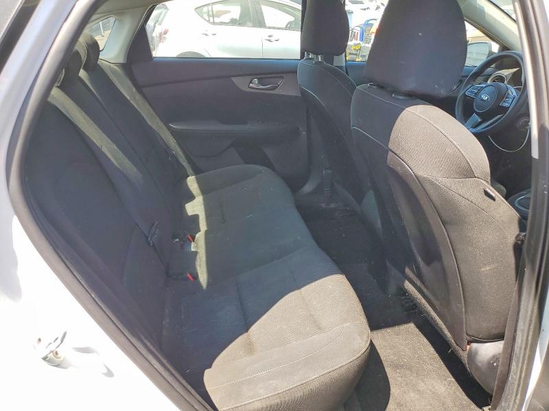 58769616 :رقم المزاد ، 3KPF24AD4ME355571 vin ، 2021 Kia Forte مزاد بيع