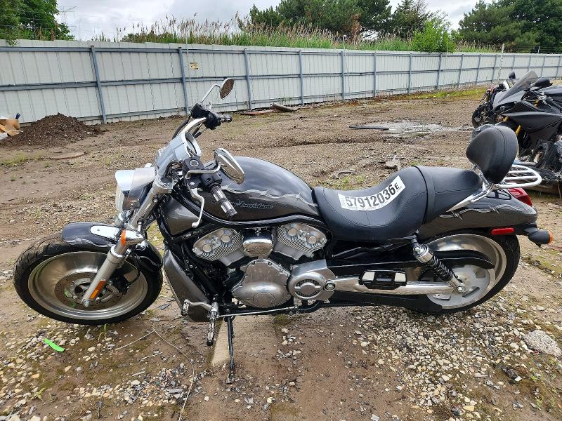 57912036 :رقم المزاد ، 1HD1HBZ144K809286 vin ، 2004 Harley-davidson Vrscb مزاد بيع