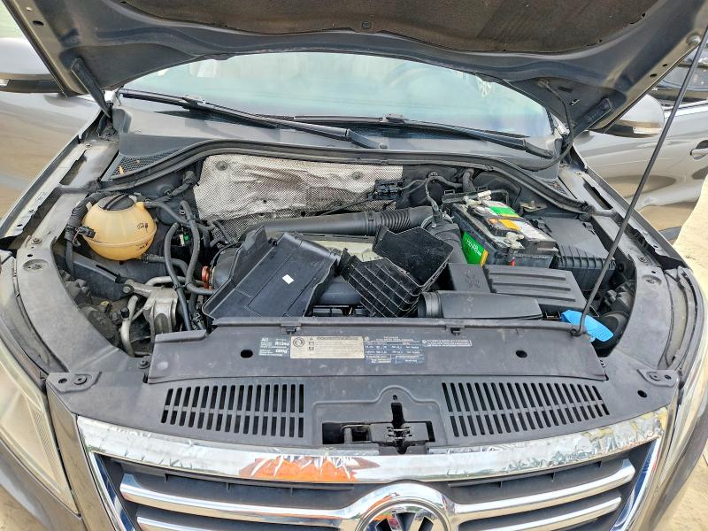 2011 Volkswagen Tiguan მანქანა იყიდება აუქციონზე, vin: WVGBV7AX8BW515032, აუქციონის ნომერი: 56940996