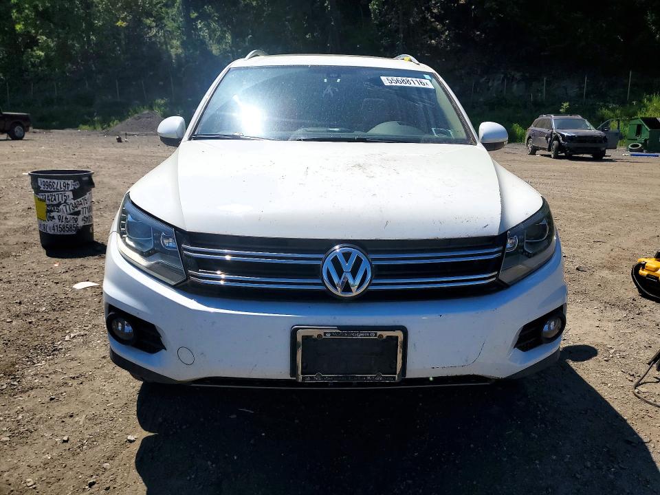 55688116 :رقم المزاد ، WVGBV7AX3GW591717 vin ، 2016 Volkswagen Tiguan مزاد بيع