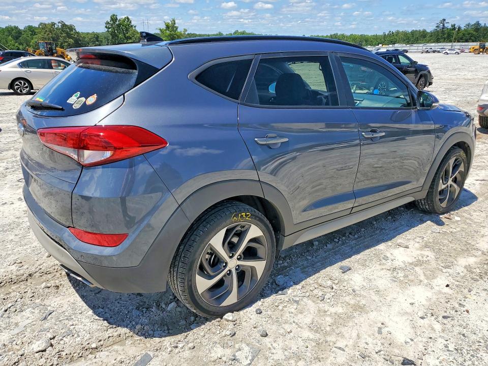 2018 Hyundai Tucson მანქანა იყიდება აუქციონზე, vin: KM8J33A20JU683885, აუქციონის ნომერი: 58645016