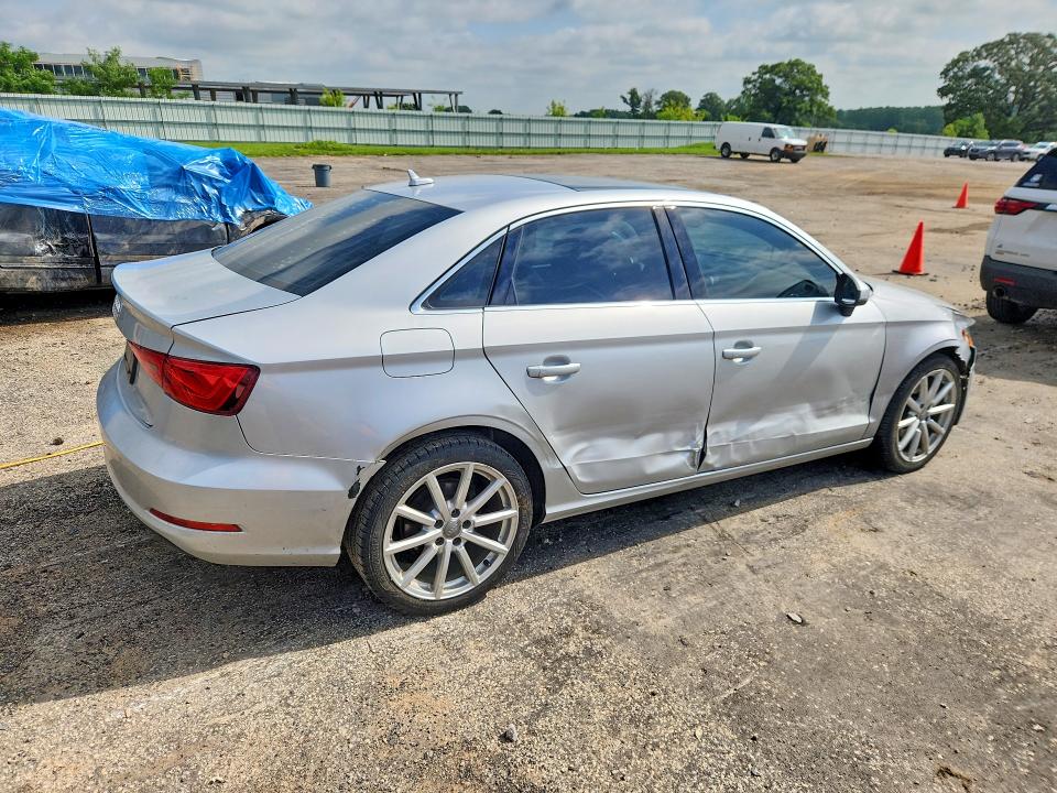Продажа на аукционе авто 2015 Audi A3, vin: WAUACGFF6F1012654, номер лота: 85460525