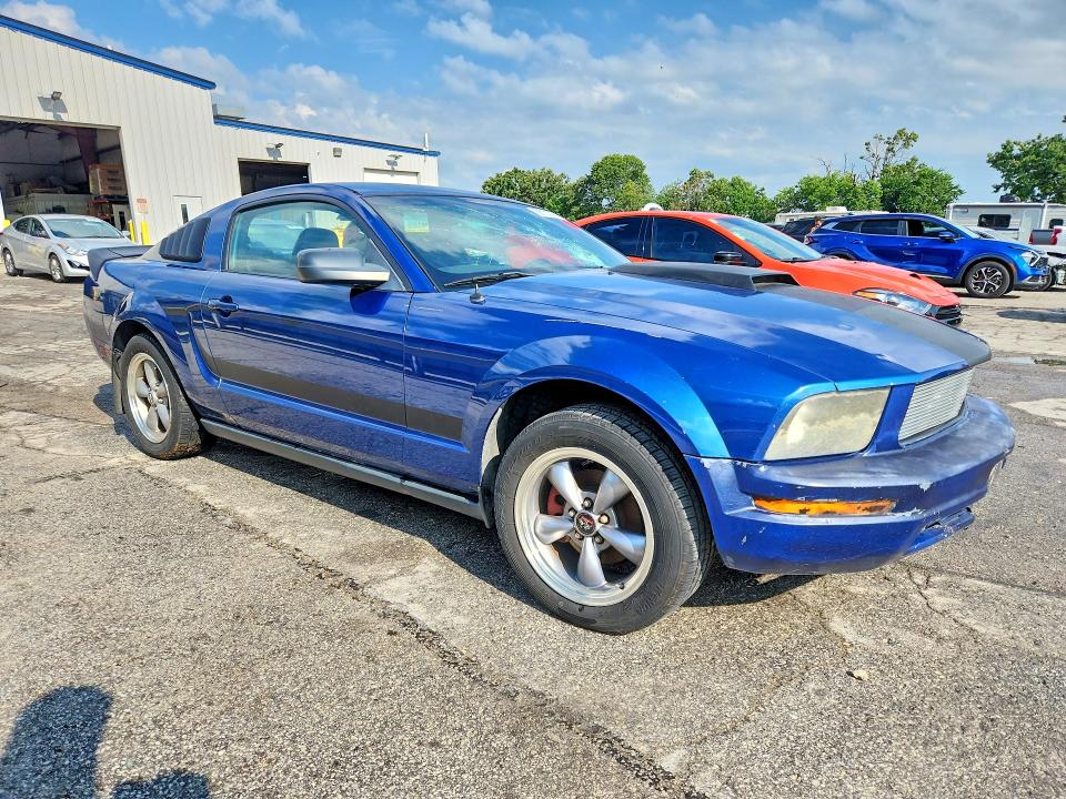 2007 Ford Mustang მანქანა იყიდება აუქციონზე, vin: 1ZVFT80N075248772, აუქციონის ნომერი: 56102756