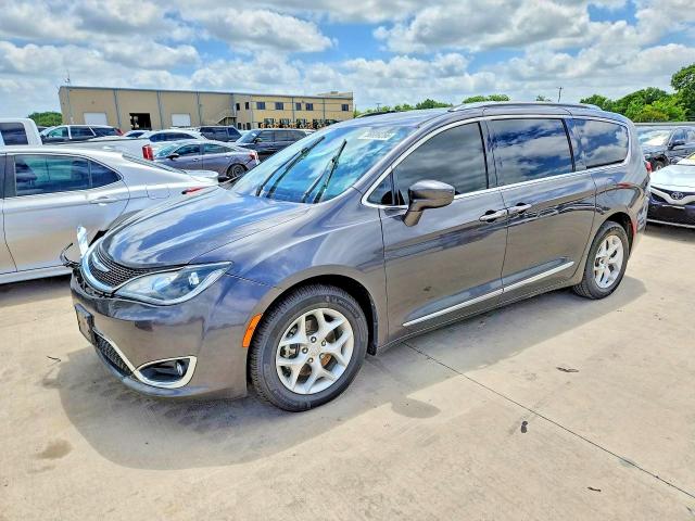 Auction sale of the 2020 Chrysler Pacifica, vin: 2C4RC1EG4LR104396, lot number: 56699256
