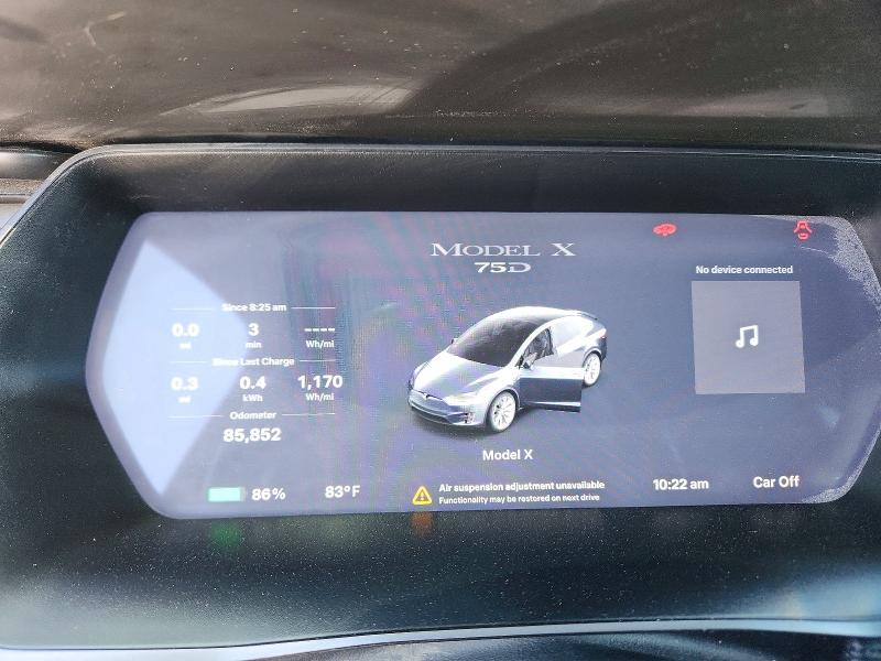 55704196 :رقم المزاد ، 5YJXCAE20JF112872 vin ، 2018 Tesla Model X مزاد بيع