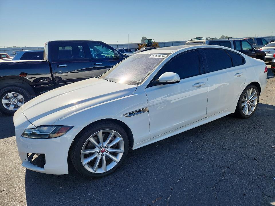 57625656 :رقم المزاد ، SAJBF4BV5GCY16283 vin ، 2016 Jaguar Xf مزاد بيع