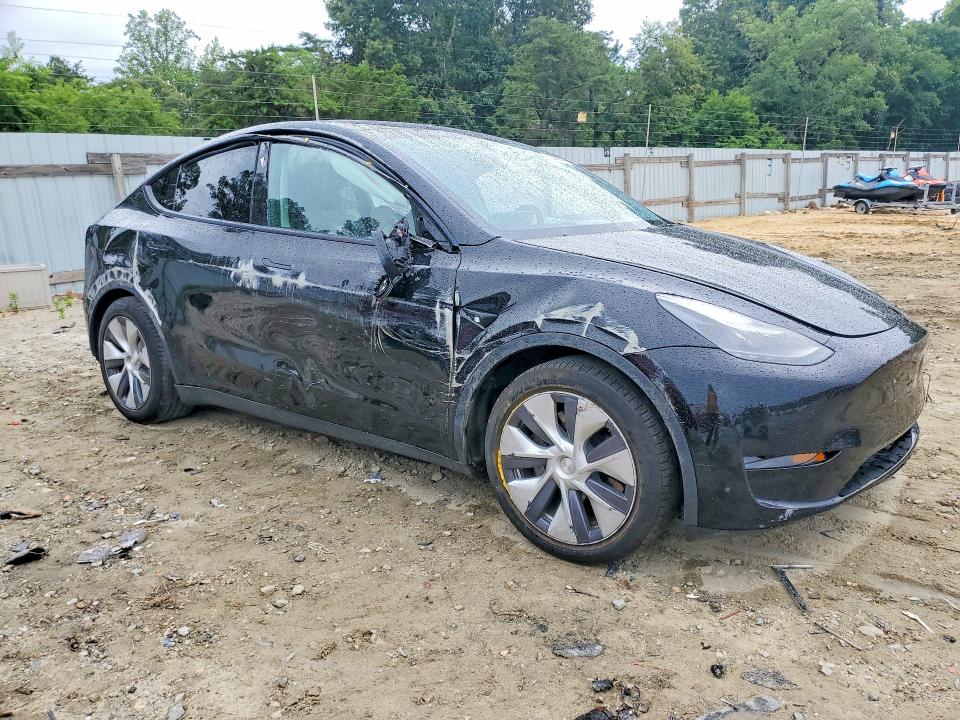 Auction sale of the 2024 Tesla Model Y, vin: 7SAYGDEE0RA214771, lot number: 57438516