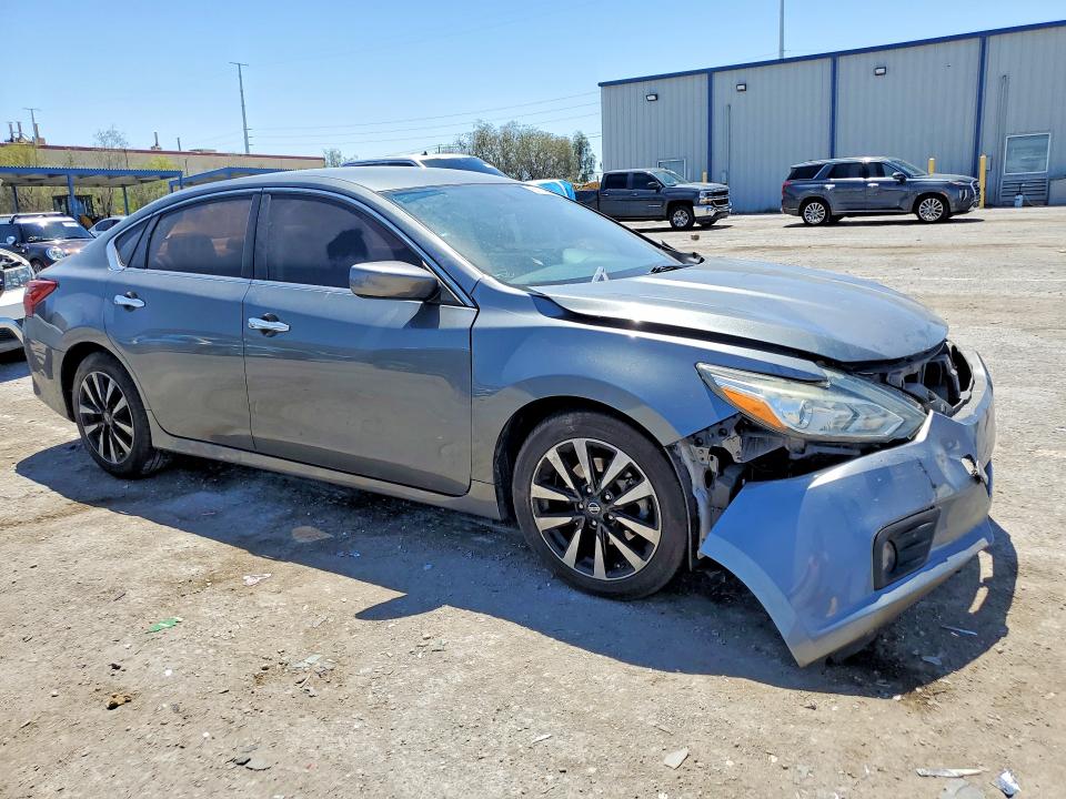 56164996 :رقم المزاد ، 1N4AL3AP0JC105619 vin ، 2018 Nissan Altima مزاد بيع