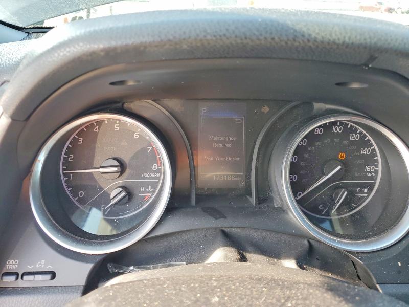 Aukcja sprzedaży 2018 Toyota Camry, vin: 4T1B11HK8JU561621, numer aukcji: 55670086