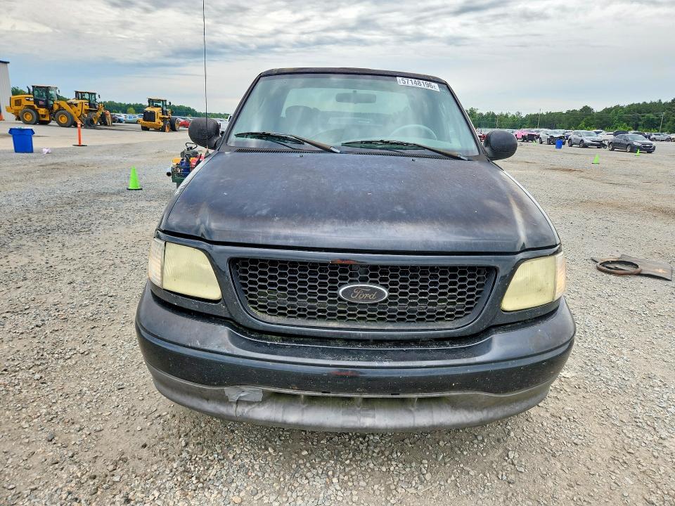 57148196 :رقم المزاد ، 1FTRX17283NB06185 vin ، 2003 Ford F150 مزاد بيع