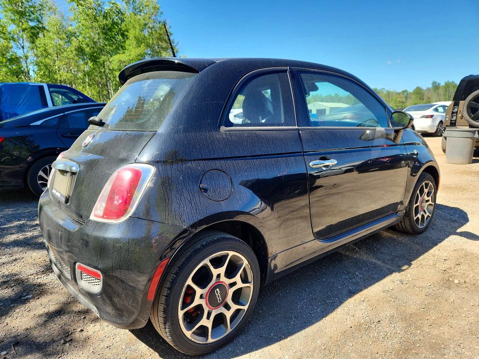 58377736 :رقم المزاد ، 3C3CFFBR7FT717828 vin ، 2015 Fiat 500 مزاد بيع
