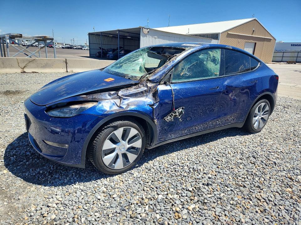 Auction sale of the 2024 Tesla Model Y, vin: 7SAYGAEEXRF023506, lot number: 56144766