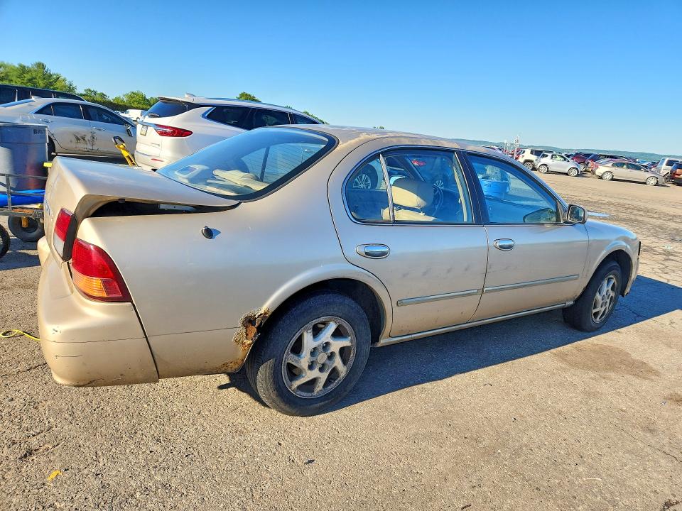 1998 Nissan Maxima მანქანა იყიდება აუქციონზე, vin: JN1CA21A0WM807264, აუქციონის ნომერი: 58378126