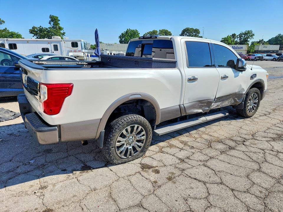 Продажа на аукционе авто 2017 Nissan Titan Xd, vin: 1N6AA1F42HN551012, номер лота: 57442276