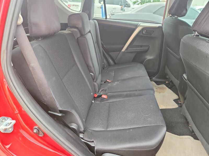 2015 Toyota Rav4 მანქანა იყიდება აუქციონზე, vin: 2T3BFREV6FW272640, აუქციონის ნომერი: 58106796
