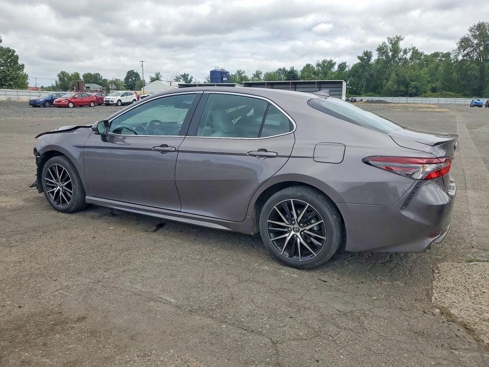 2022 Toyota Camry Hybrid მანქანა იყიდება აუქციონზე, vin: 4T1G31AK7NU576367, აუქციონის ნომერი: 57731136