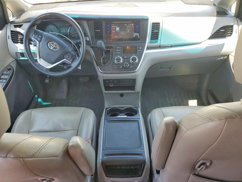 57507696 :رقم المزاد ، 5TDKK3DC9FS552336 vin ، 2015 Toyota Sienna مزاد بيع