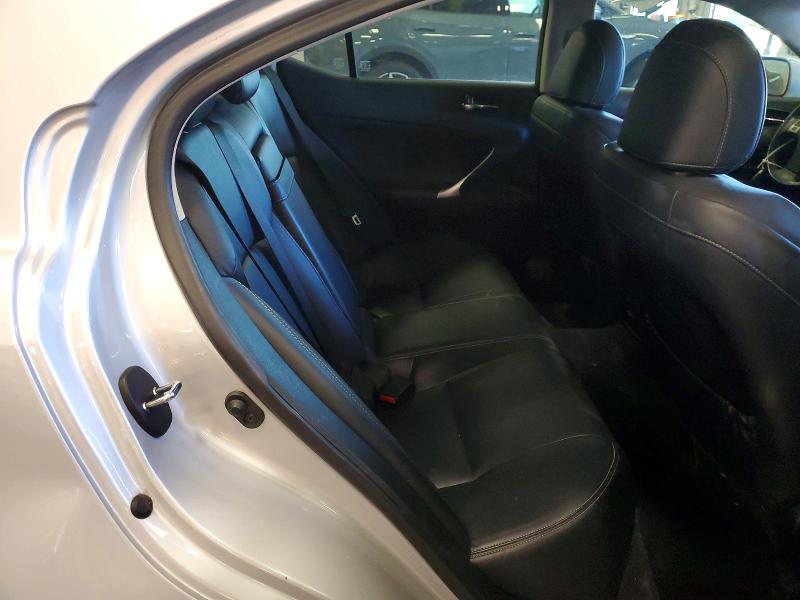 58257086 :رقم المزاد ، JTHCF5C22C5056100 vin ، 2012 Lexus Is مزاد بيع