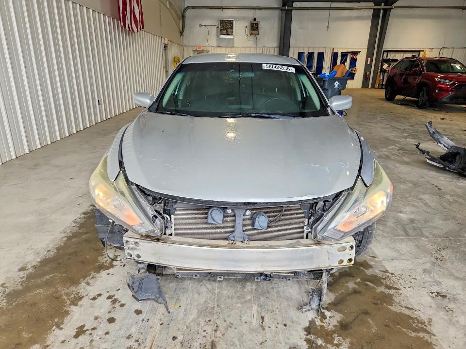 Auction sale of the 2017 Nissan Altima, vin: 1N4AL3APXHN322089, lot number: 58068836