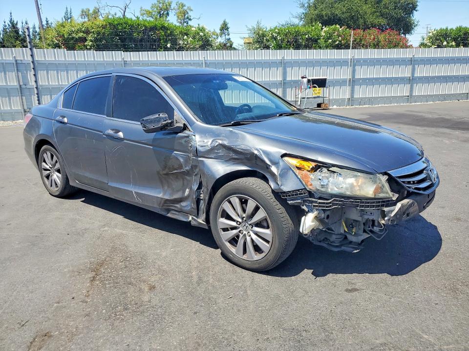 58515236 :رقم المزاد ، 1HGCP2F85CA076220 vin ، 2012 Honda Accord مزاد بيع