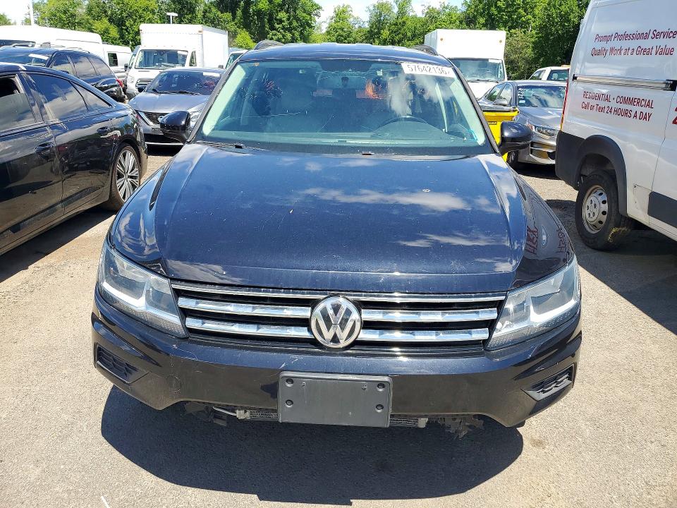57642136 :رقم المزاد ، 3VV2B7AX8KM056356 vin ، 2019 Volkswagen Tiguan مزاد بيع