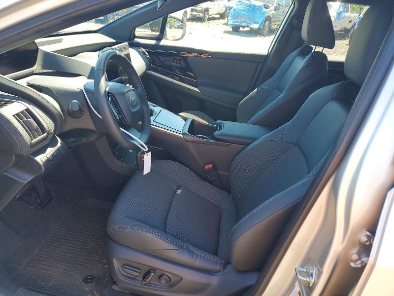 56564076 :رقم المزاد ، JTMABACA9SA093879 vin ، 2025 Toyota Bz4x مزاد بيع