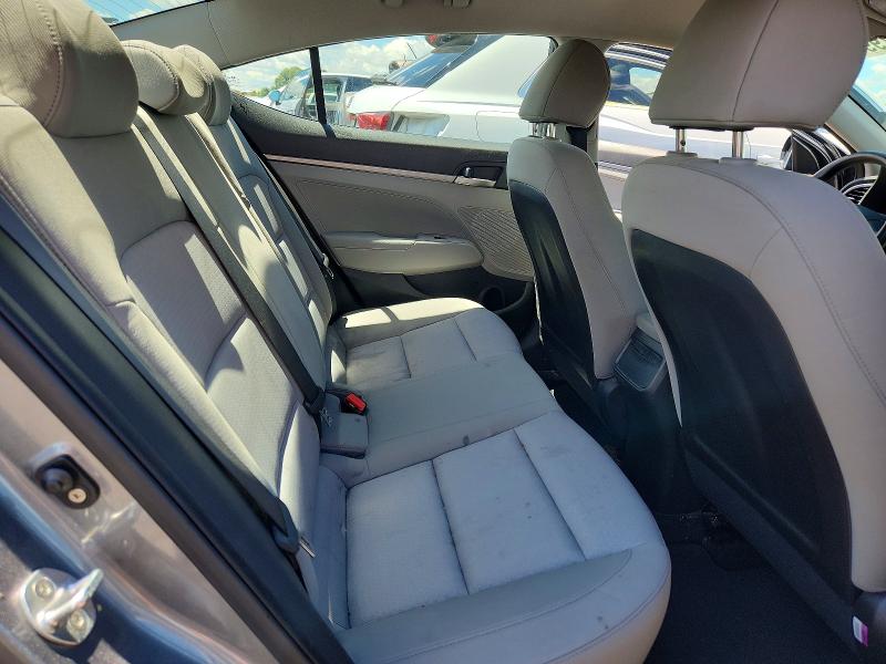 Auction sale of the 2017 Hyundai Elantra, vin: KMHD74LF7HU371144, lot number: 57995726