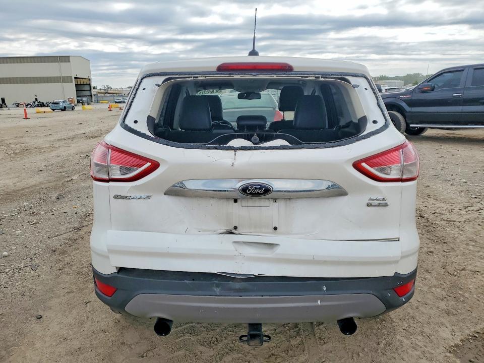 2013 Ford Escape მანქანა იყიდება აუქციონზე, vin: 1FMCU9H98DUA07779, აუქციონის ნომერი: 55932316
