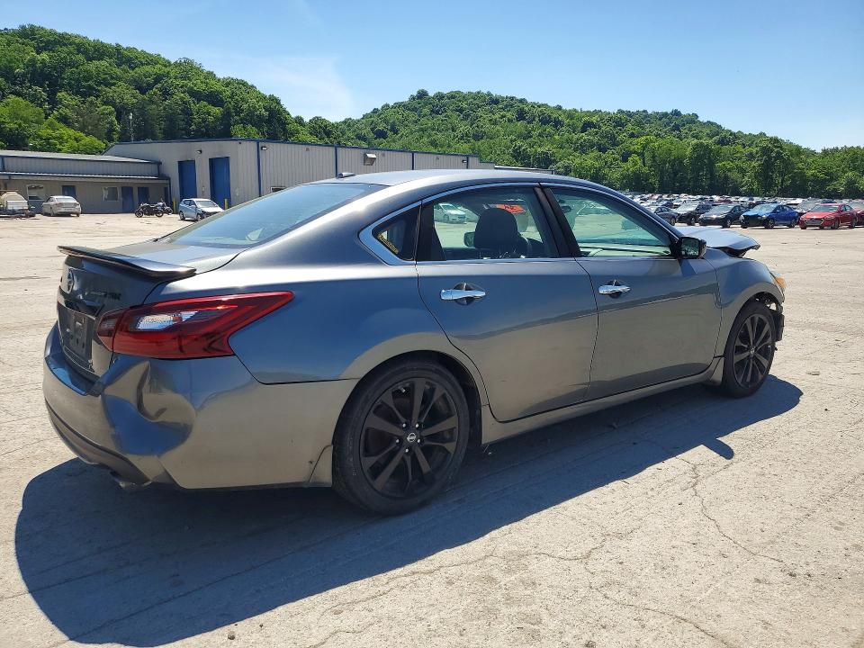 53762796 :رقم المزاد ، 1N4AL3APXJC206540 vin ، 2018 Nissan Altima مزاد بيع