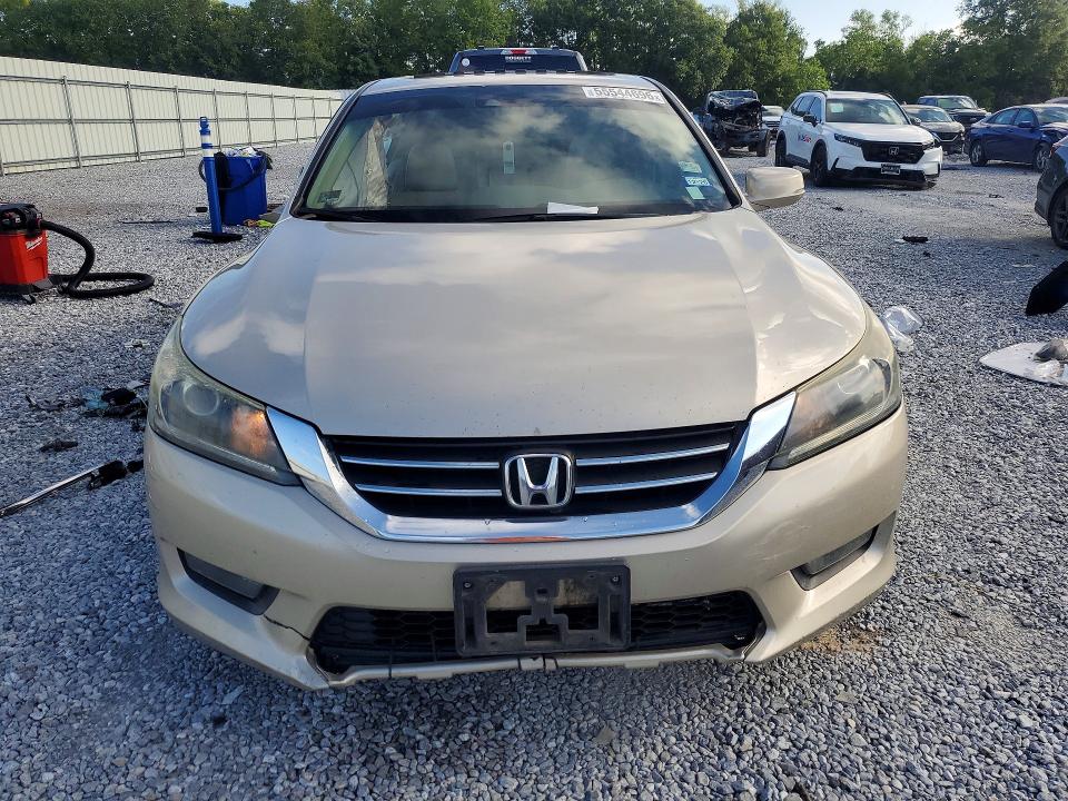 2015 Honda Accord მანქანა იყიდება აუქციონზე, vin: 1HGCR2F85FA111465, აუქციონის ნომერი: 55544696