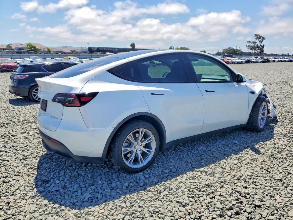 57366226 :رقم المزاد ، 7SAYGAEE5RF994669 vin ، 2024 Tesla Model Y مزاد بيع