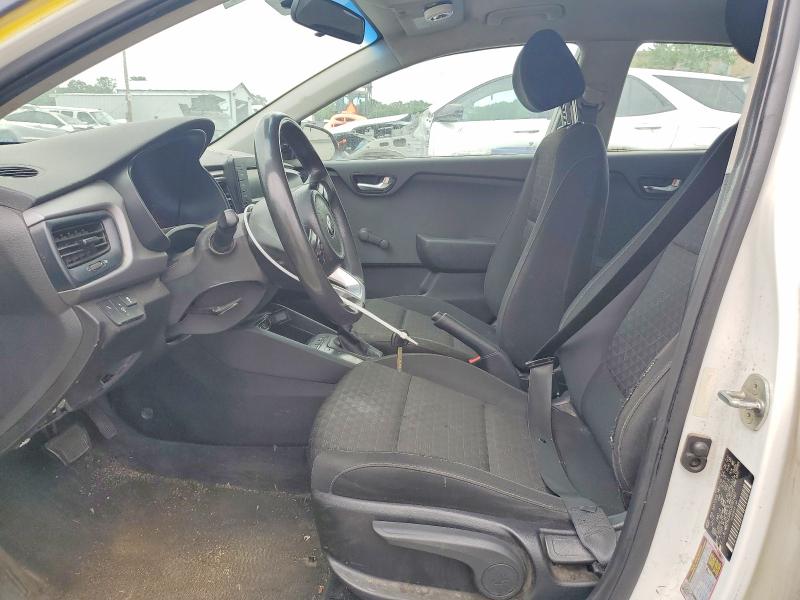 56873486 :رقم المزاد ، 3KPA25AB0JE091663 vin ، 2018 Kia Rio 5-door مزاد بيع