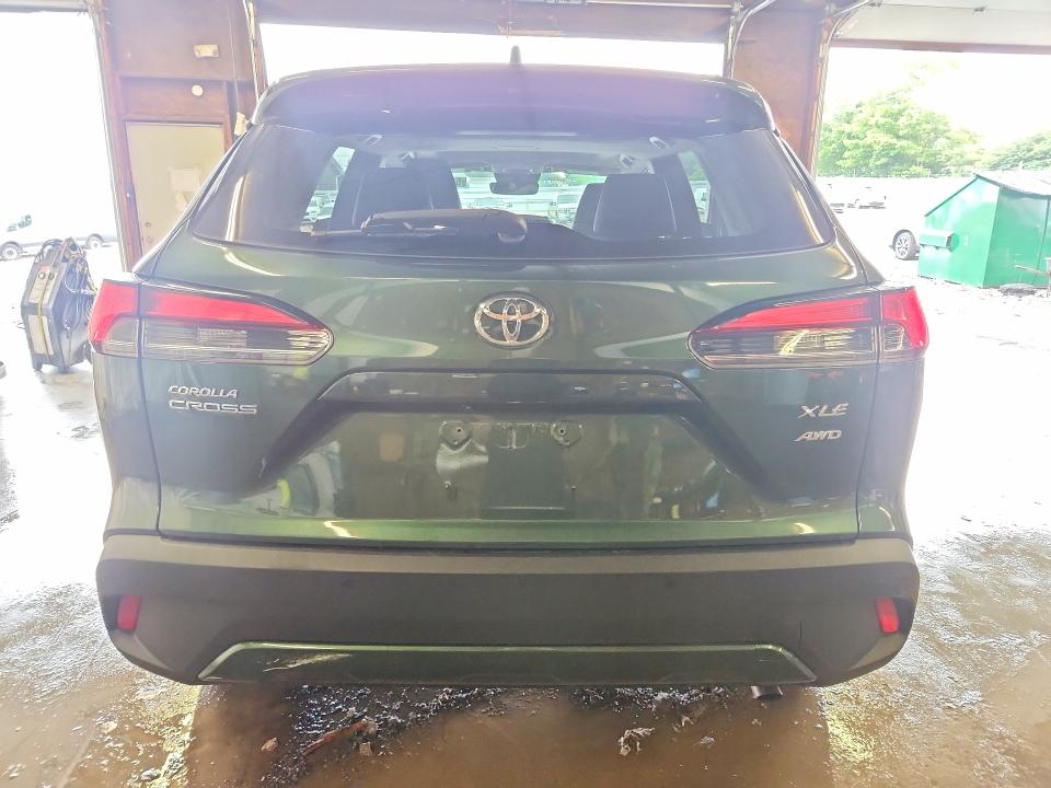 2023 Toyota Corolla Cross მანქანა იყიდება აუქციონზე, vin: 7MUDAABG2PV045047, აუქციონის ნომერი: 56601336