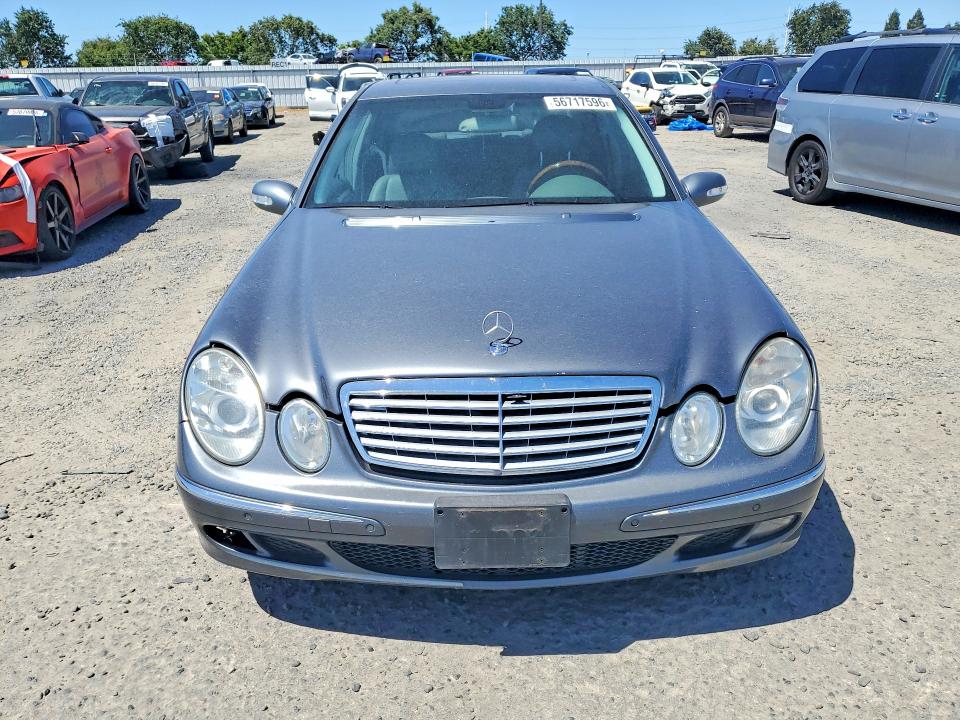 56717596 :رقم المزاد ، WDBUF26J55A783991 vin ، 2005 Mercedes-benz E مزاد بيع