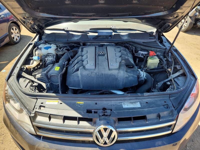 2014 Volkswagen Touareg მანქანა იყიდება აუქციონზე, vin: WVGEP9BP4ED011787, აუქციონის ნომერი: 55696906