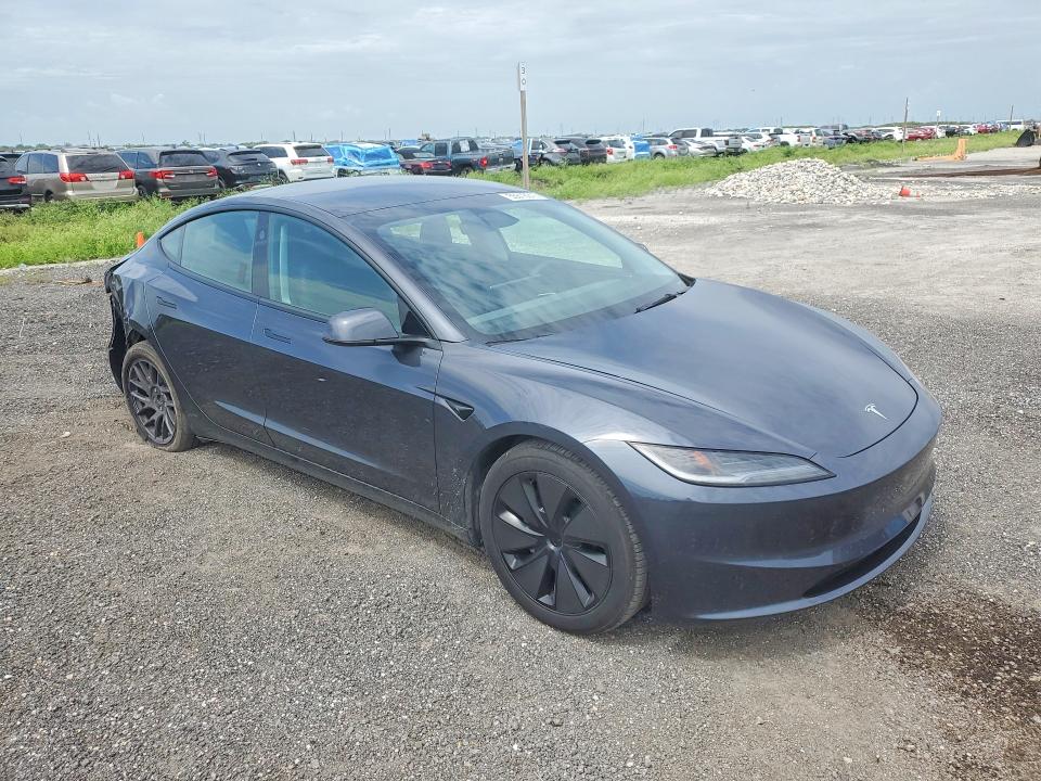 Продажа на аукционе авто 2024 Tesla Model 3, vin: 5YJ3E1EB2RF737584, номер лота: 55518016