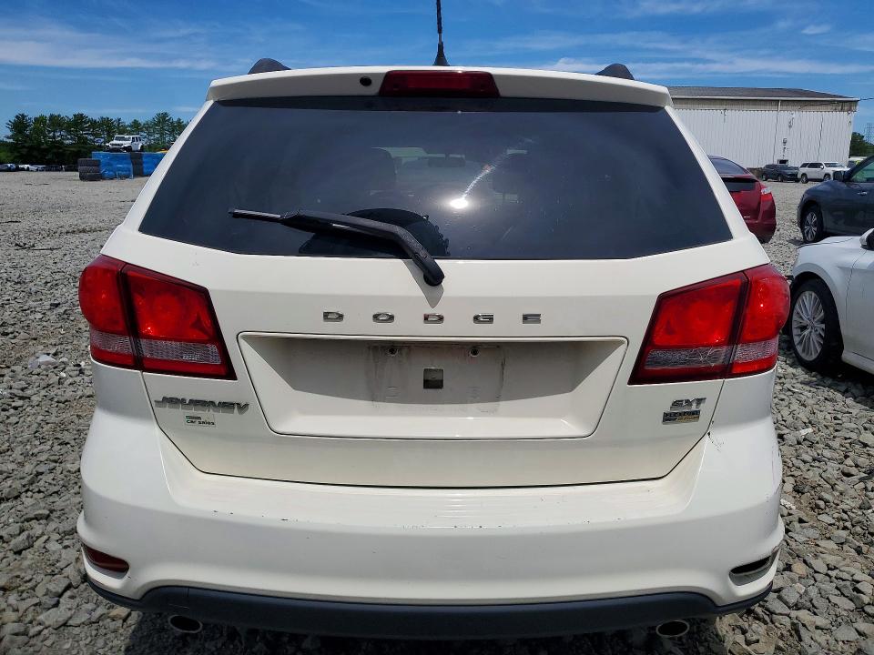 2015 Dodge Journey მანქანა იყიდება აუქციონზე, vin: 3C4PDCBG7FT637252, აუქციონის ნომერი: 57825046