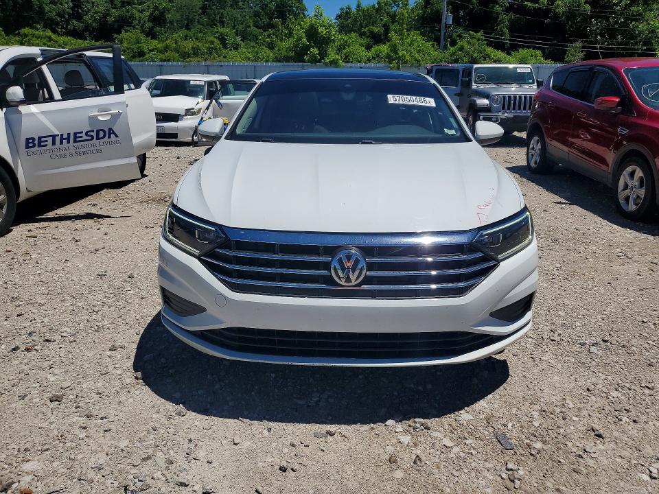 2019 Volkswagen Jetta მანქანა იყიდება აუქციონზე, vin: 3VWE57BU1KM065761, აუქციონის ნომერი: 57050486
