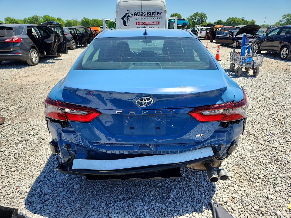 Продажа на аукционе авто 2024 Toyota Camry, vin: 4T1G11AK7RU225129, номер лота: 56057126
